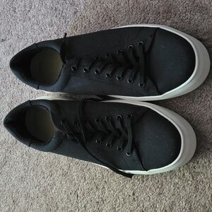 Abeo jumpstreet black nwot